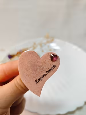 ❤️🌸 Manifest pentru Liniște:Broșă mesaj personalizat